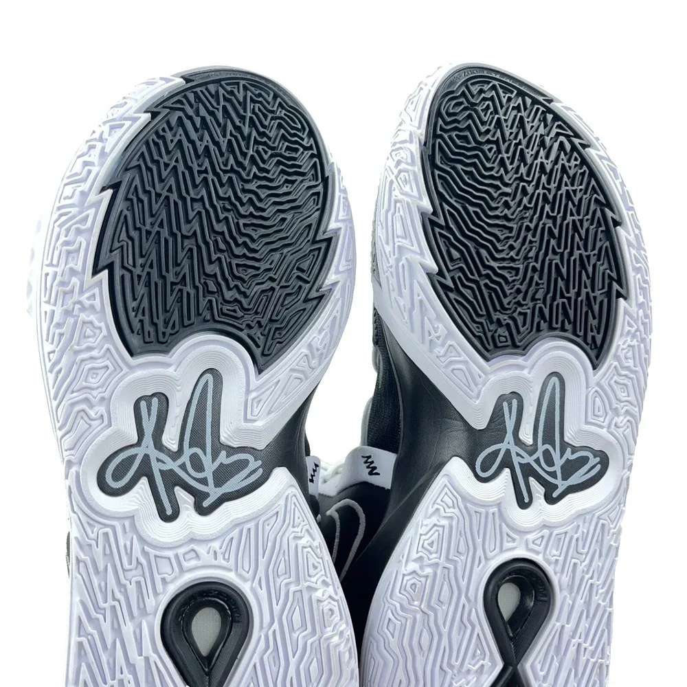 Nike Mens Kyrie Infinity Basketball‎ Shoes Size 10.5 Blk/Wht D09616-002